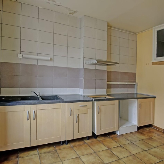  Annonces GENAS : Apartment | VILLEURBANNE (69100) | 46 m2 | 150 000 € 