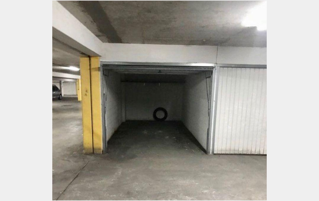 Annonces GENAS : Garage / Parking | VILLEURBANNE (69100) | 13 m2 | 21 000 € 